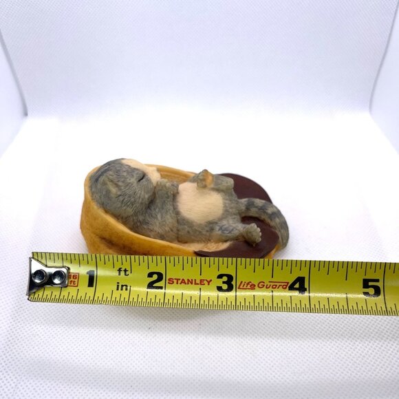 Aynsley MasterCraft Sleeping Grey Tiger Cat Kitty Kitten Hat Cap UK England VTG - Picture 7 of 9